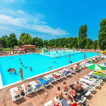 فندق Eurocampingpacengo لاتيزي المظهر الخارجي الصورة