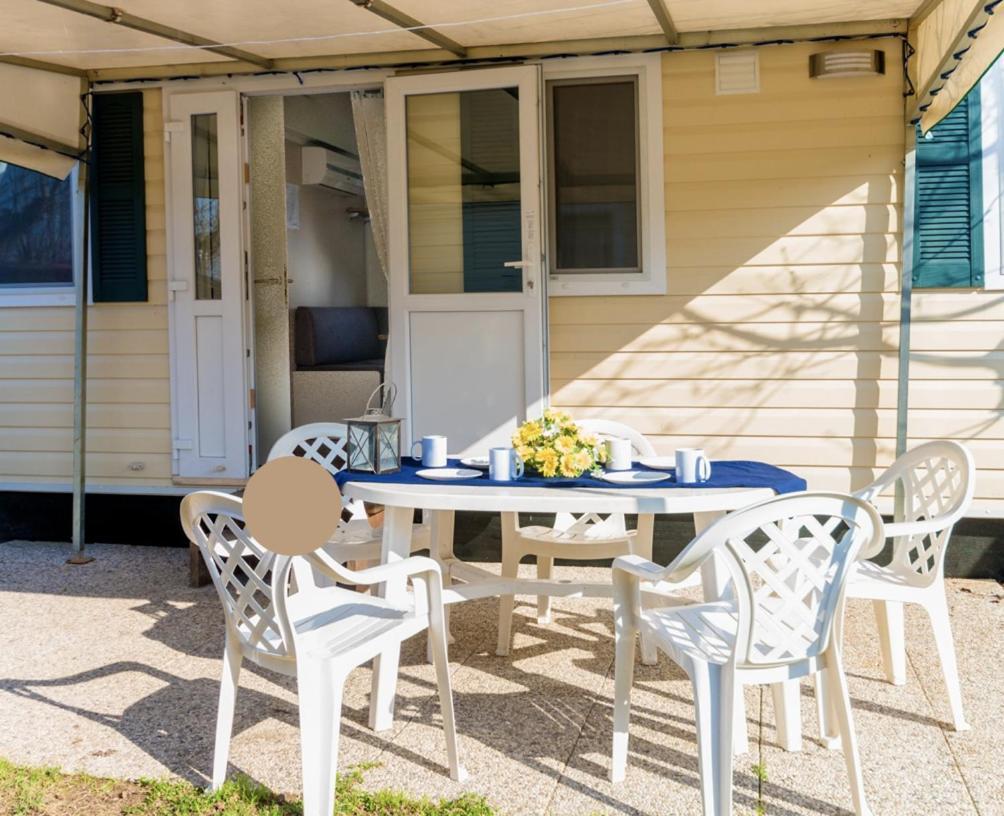 فندق Eurocampingpacengo لاتيزي المظهر الخارجي الصورة