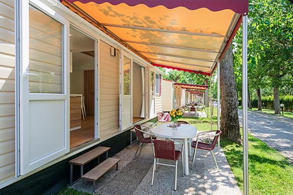 فندق Eurocampingpacengo لاتيزي المظهر الخارجي الصورة