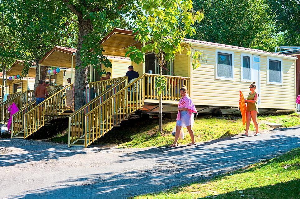 فندق Eurocampingpacengo لاتيزي المظهر الخارجي الصورة